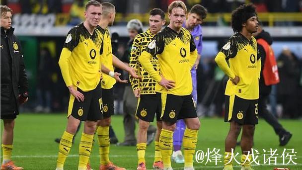 图片报:多特高层现在目标是联赛亚军、欧冠联赛 图片报:多特高层现在目标是联赛亚军、欧冠联赛