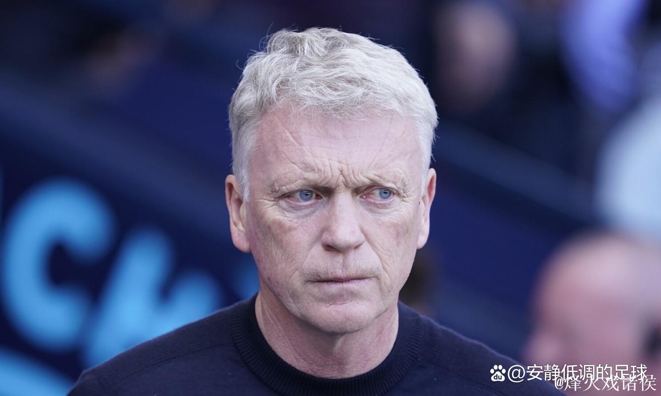 邮报：一次欧冠输球后莫耶斯看管理学书籍，曼联